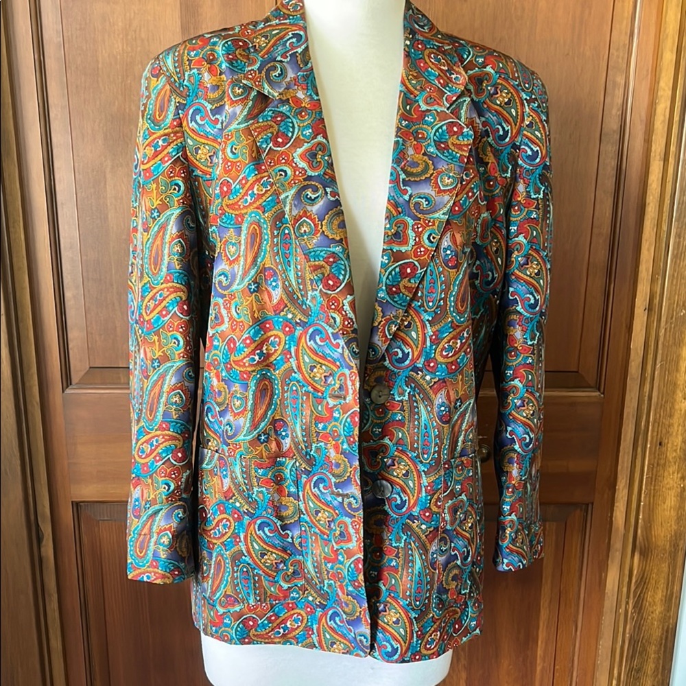 Saks Fifth Avenue Blue and Red Blazer with Relaxed Fit